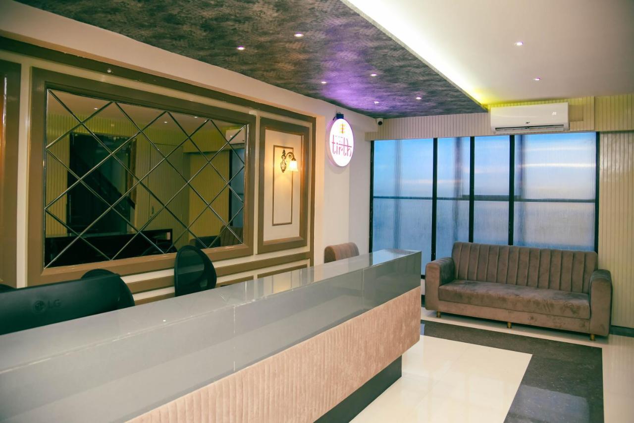 Hotel Tirth By Sonu'S อุจเจน ภายนอก รูปภาพ