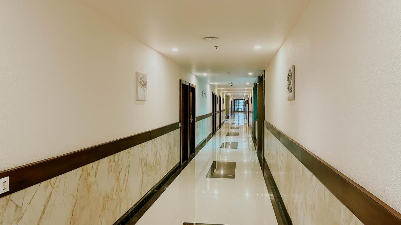 Hotel Tirth By Sonu'S อุจเจน ภายนอก รูปภาพ