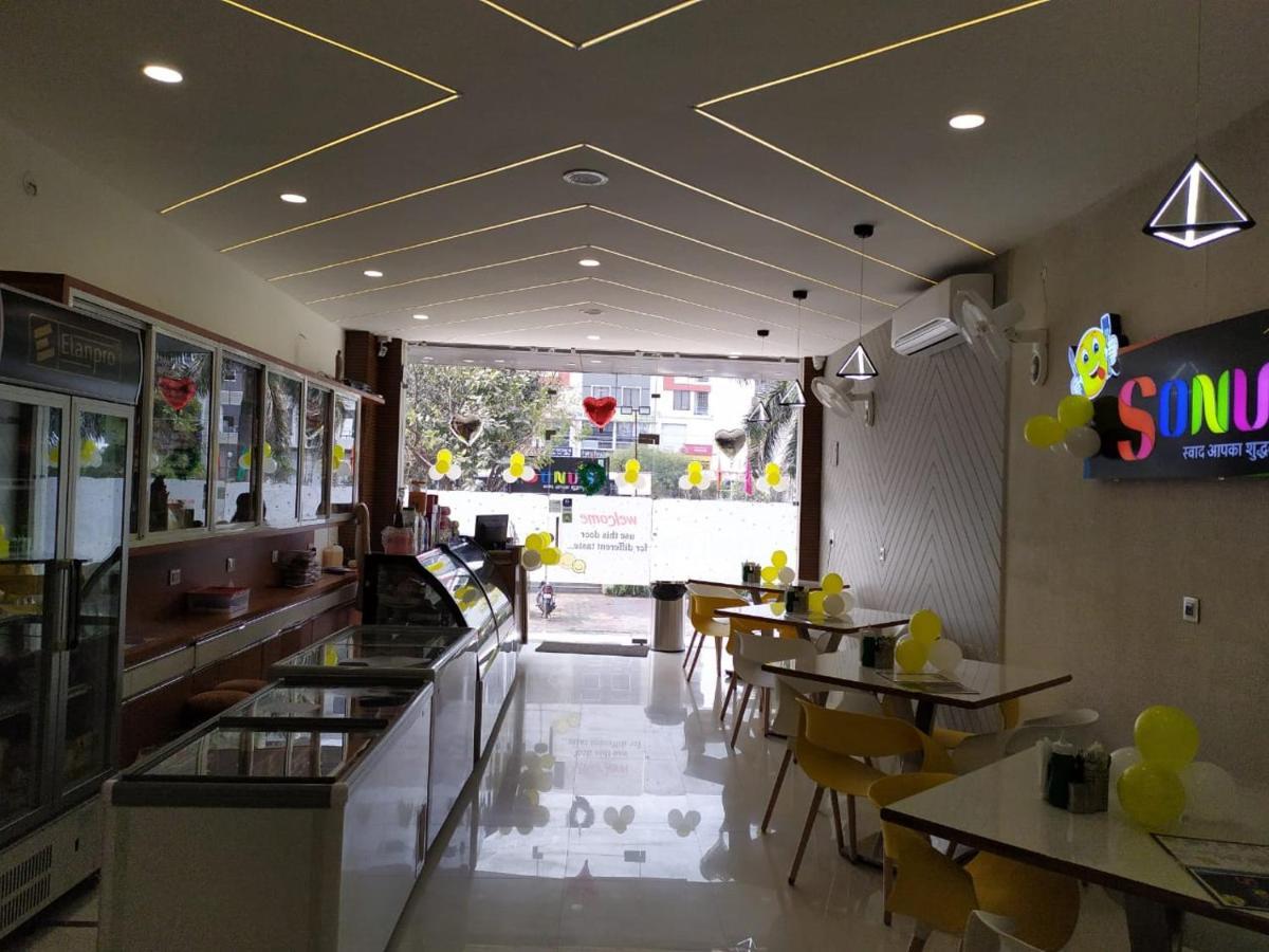 Hotel Tirth By Sonu'S อุจเจน ภายนอก รูปภาพ